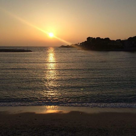 Les Hameaux De Provence - Piscine Et Place De Parking Privee - Acces Plage Et Sentier Du Littoral Бандоль Екстер'єр фото