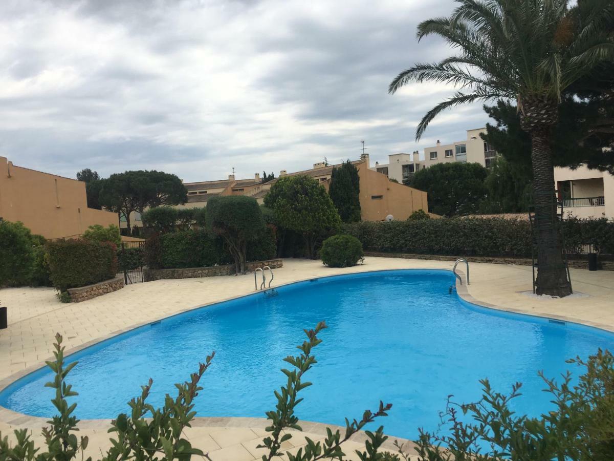 Les Hameaux De Provence - Piscine Et Place De Parking Privee - Acces Plage Et Sentier Du Littoral Бандоль Екстер'єр фото